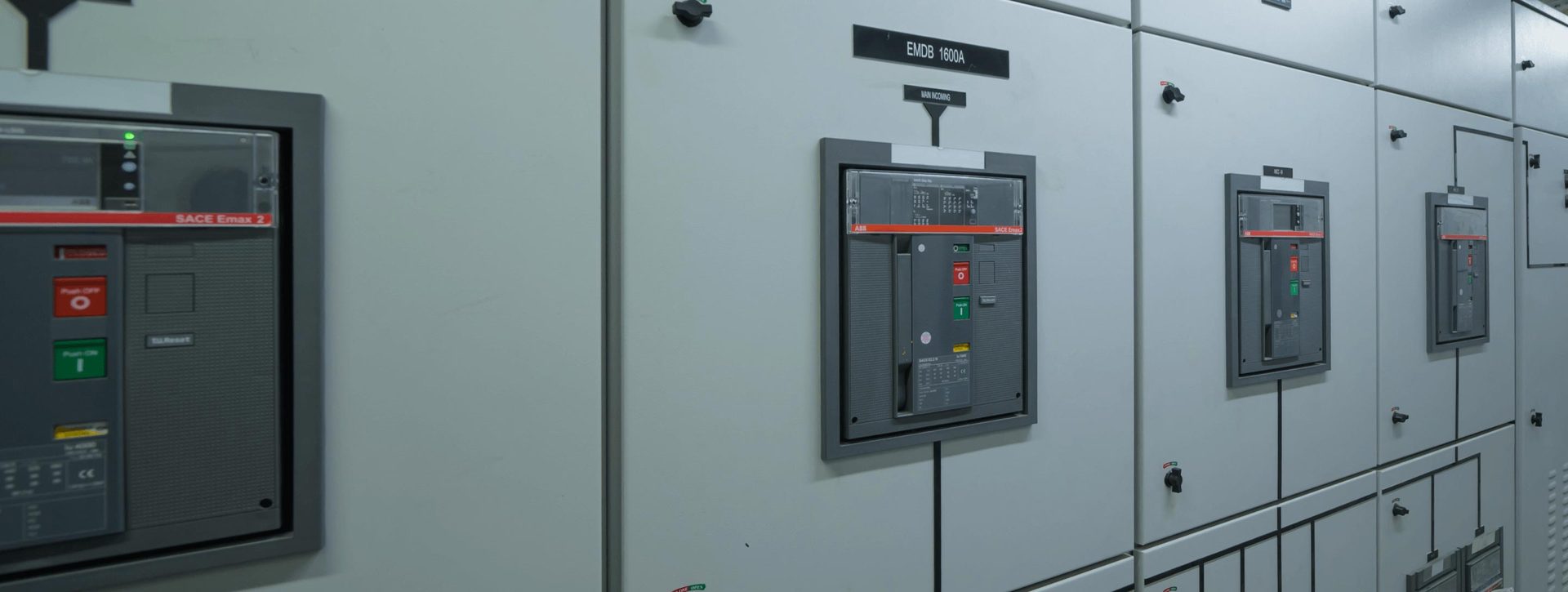 Medium-voltage switchgear panels in a switchroom